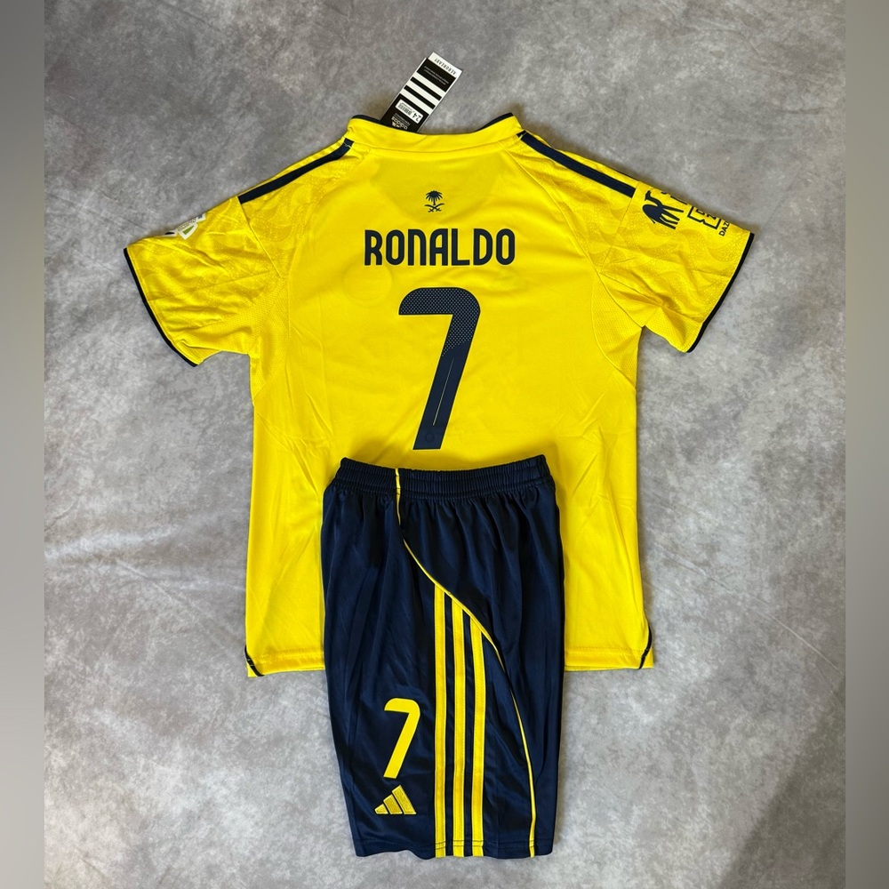 Al Nassar Home Cristiano Ronaldo 7 set for kids